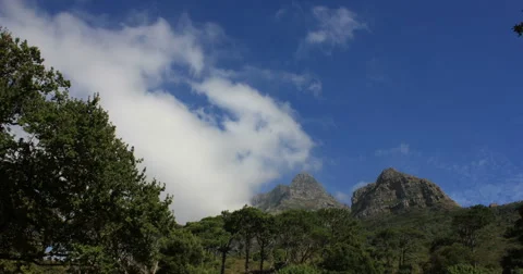 Devils Peak Time-lapse with fast moving clouds Stock-Footage 62687785