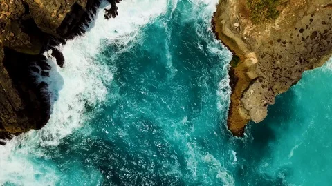 Devils tear Nusa Lembongan Stock Footage 106694541