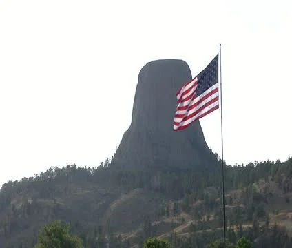 Devils Tower patriotic look 動画素材 12441008
