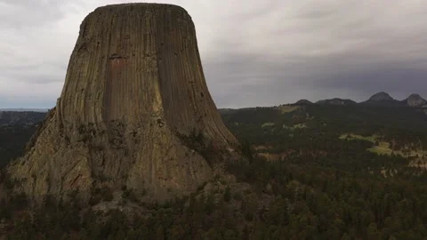 Devils tower shot 2 Video stock 164183861