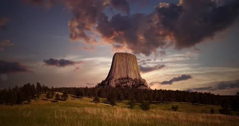 Devils Tower sunset to night sky time-lapse. Stock-Footage 131404805