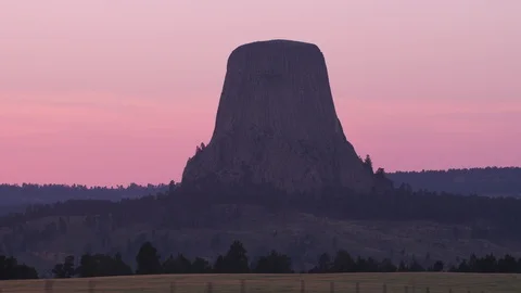 Devils Tower at sunset, Wyoming Vidéo 101285388