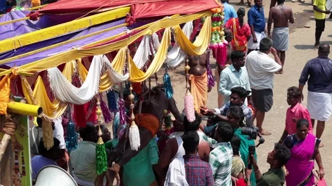 Devotee Performing Alagu Kuthu Ritual During Festival in Sivaganga India Stockbeeldmateriaal 336427562