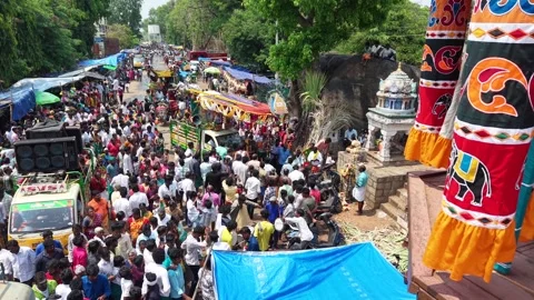 Devotee Performing Alagu Kuthu Ritual During Festival in Sivaganga India Stockbeeldmateriaal 336427625