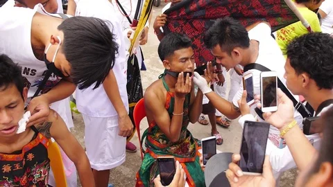 Devotees in Chinese Shrine During Vegetarian Festival. 動画素材 71133866