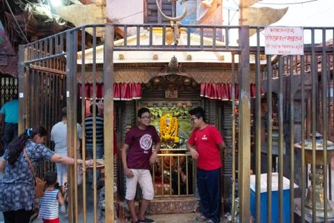 Devotees at Ganesh Temple Stockfoto's
