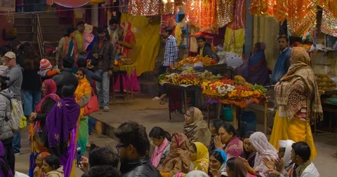 Devotees in large numbers gathered for Ganges aarti prayers, India Stock Footage 113993659