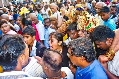 Devotes procession on the Thaipusam  Stock-Fotos