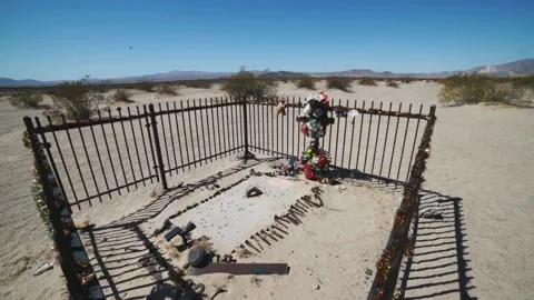 DH Grave Video stock 153778782