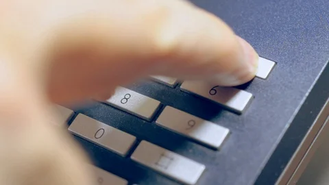 Dialing a phone number Vídeo Stock 99871952