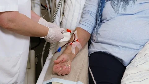 Dialysis in a hospital Vidéo 79731296
