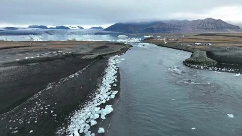 Diamond Beach in Iceland Video stock 229669108