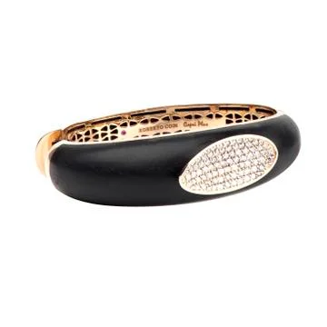 Diamond bracelet Stock Photos