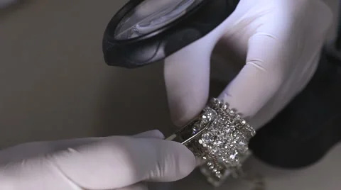 Diamond Bracelet In Work Vídeo Stock 48457424