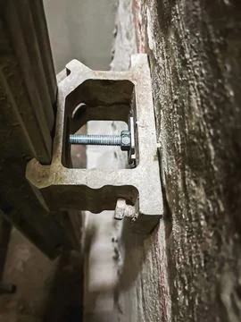 Diamond core drilling in concrete structure setup Stockfoto's