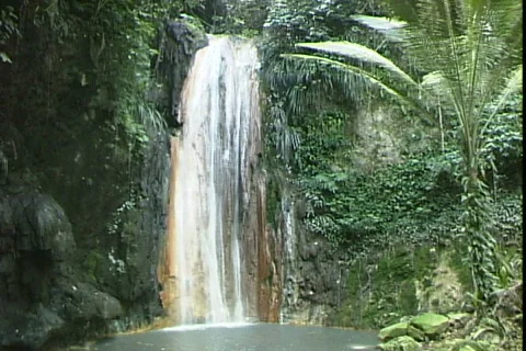 Diamond Falls-pan Video stock 817297