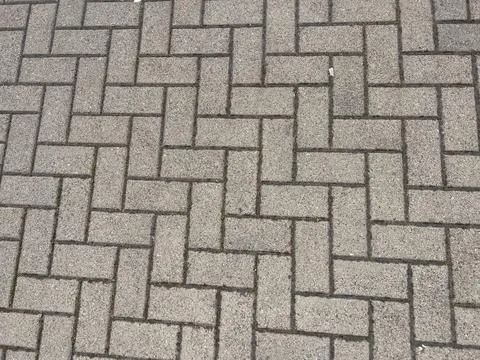 Diamond-patterned self-locking courtyard floors 스톡 사진