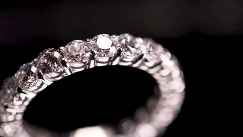 Diamond ring on black background 스톡 동영상 95412192