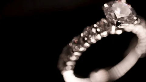 Diamond ring on black background 스톡 동영상 95569265