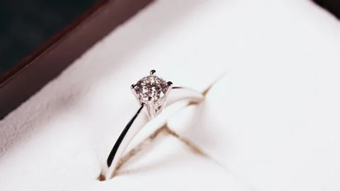 Diamond ring in a box. Stock-Footage 310226712