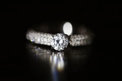 Diamond ring Photos