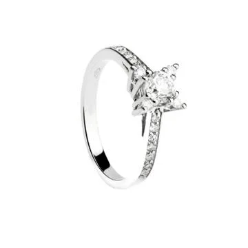 Diamond ring Stock Photos