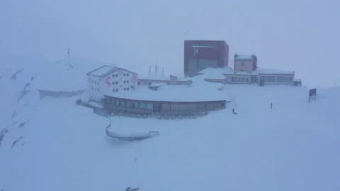 Diavolezza mountain peak station 스톡 동영상 151786595