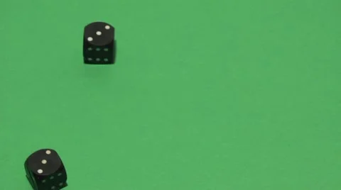 Dice roll on the green cloth Stock Footage 1000164