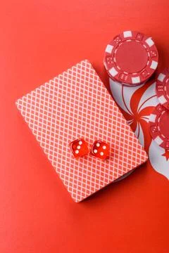 Dices and chips on a table, a gambling game of poker. Dices and chips Foto stock