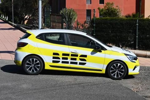   Die BEES Global AG ist eine digital ordering plattform. Foto: Renault PK... Stock Photos