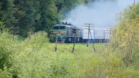 Diesel Passenger Train Passes through Carpathian Mountains Видео 97364011