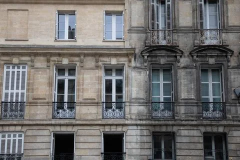 Difference between clean wall wash cleaned house facades city building faca.. Stock Photos