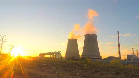 Different factory pipes at summer sunset timelapse 動画素材 81606229
