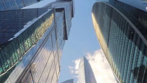 Different Glass towers And Clouds Timelapse Vidéo 82051456