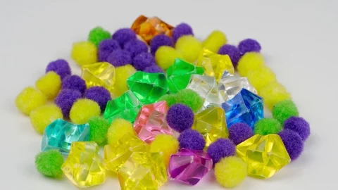 Different items for crafts and interior decoration. Vidéo 129591224