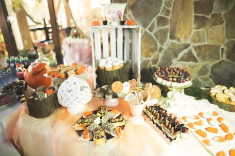 Different kinds of baked sweets on a buffet Foto stock