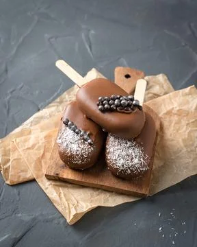 Different options for cake pops in the form of ice cream Stock Photos