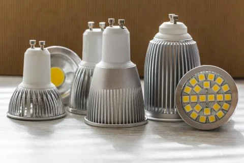 Different sizes of cooling for LED GU10 bulbs Фото