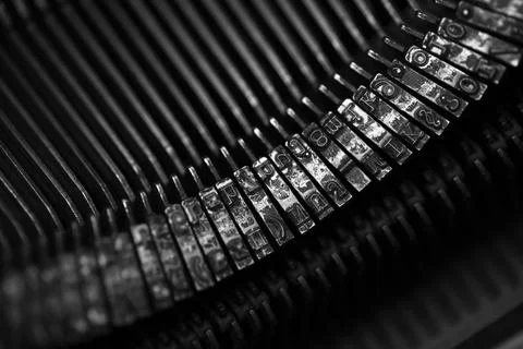 Different small metal elements of an old typewriter Stockfoto's