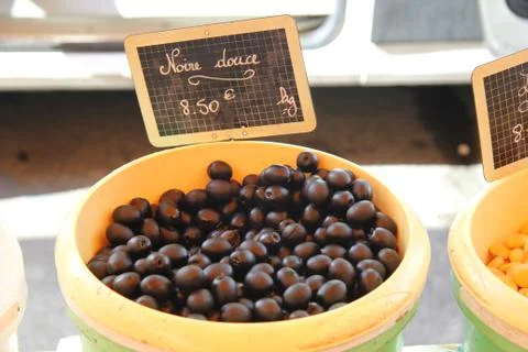 Different sorts of olives 스톡 사진