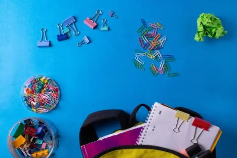Different stationary items on the desk Foto stock