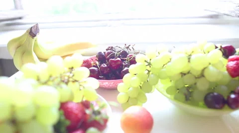 Different Summer fruits on a table 库存影片 42950059