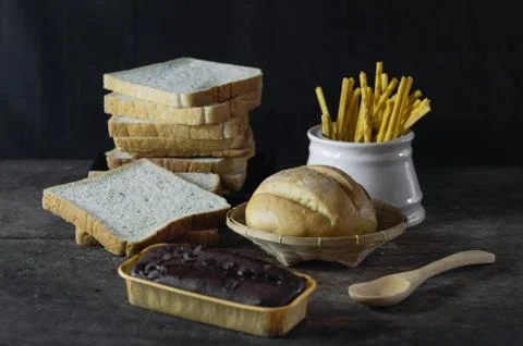 Different types of bread 스톡 사진