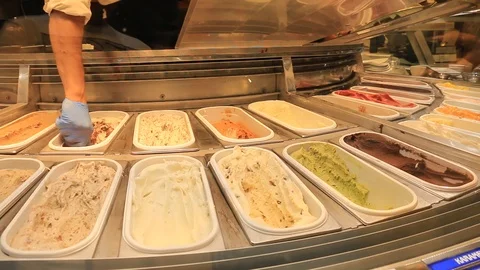 Different types of ice cream in the cafeteria Vídeo Stock 90634773