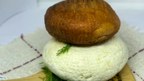 Different types of round soft  homemade cheese. Video stock 152185663