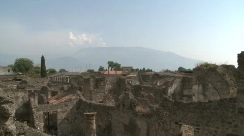 Digging in Pompei 動画素材 790883