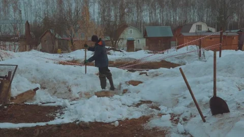 Digging snow, clearing the area of snow Видео 331744739