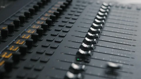Digital audio workstation mixer console for sound production, knobs moving 스톡 동영상 89816439
