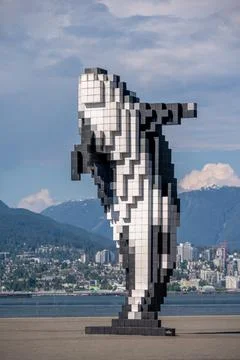 Digital Orca, statue of a pixelated orca Fotos de archivo