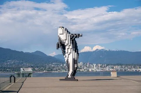 Digital Orca, statue of a pixelated orca Fotos de archivo